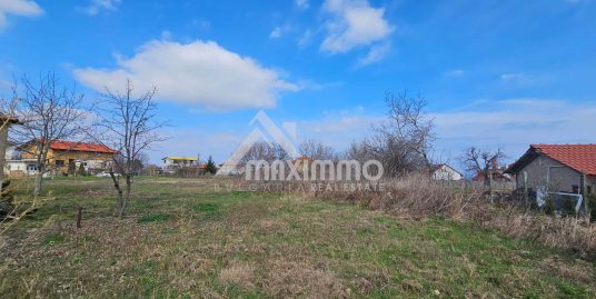 Парцел 1100м2 в Гр. Бяла !!!